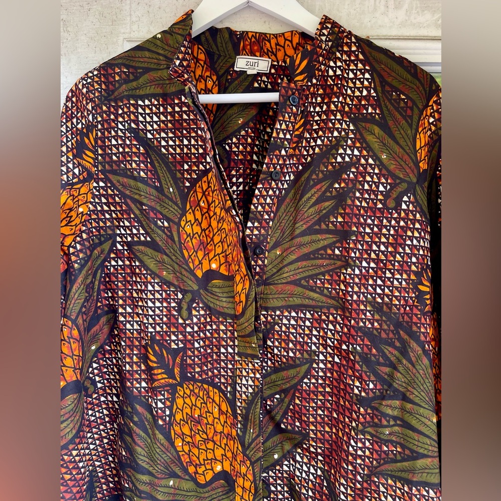 Zuri Multicolor Patterned Shirt size medium